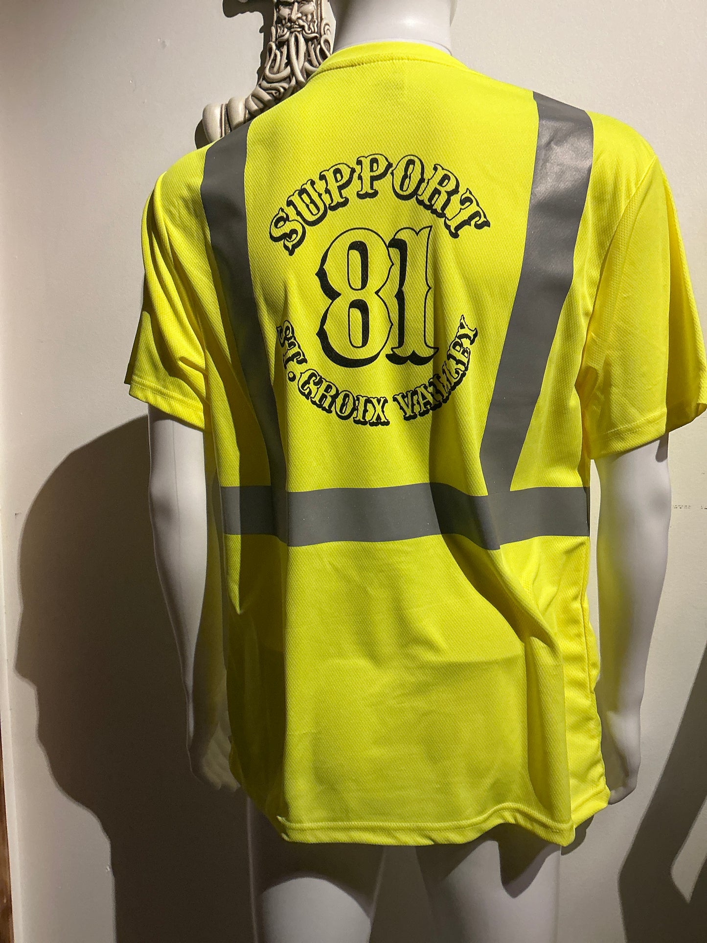 #2 Safety green tee pocket