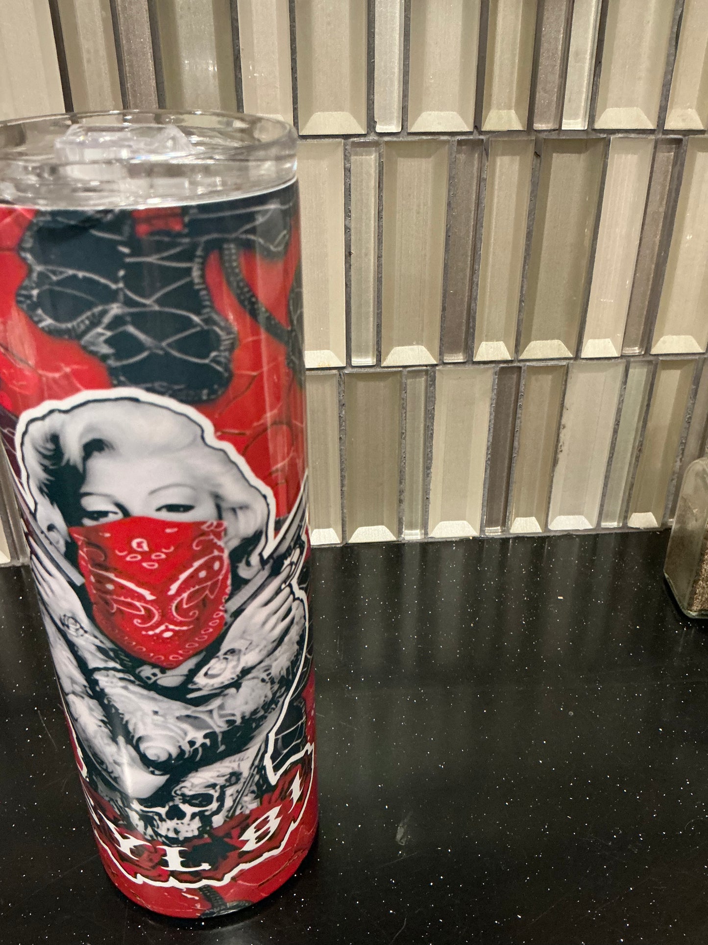 Marilyn Monroe tumbler 20 oz